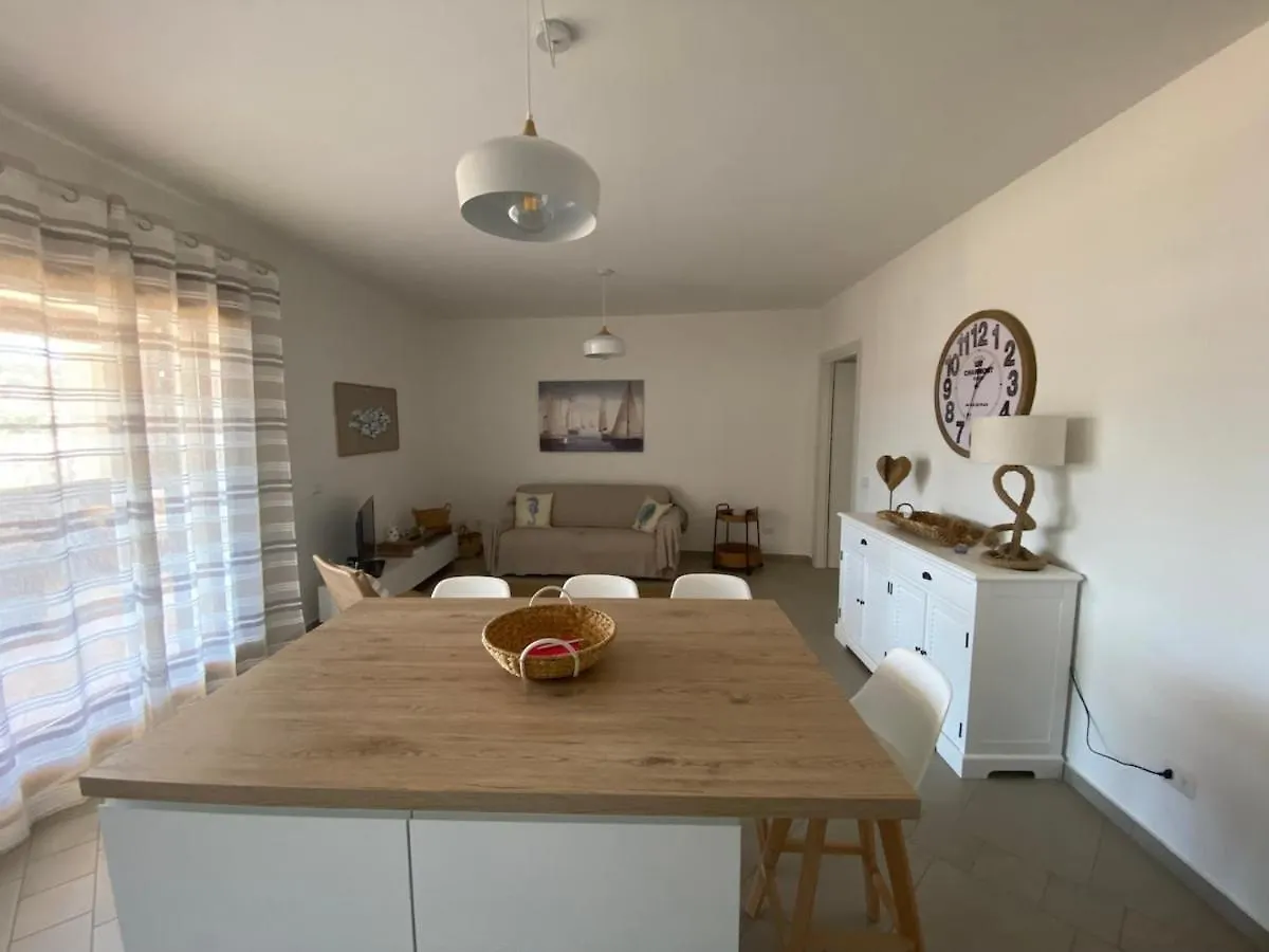 Appartamento Con Terrazza Panoramica. Villasimius 0*,