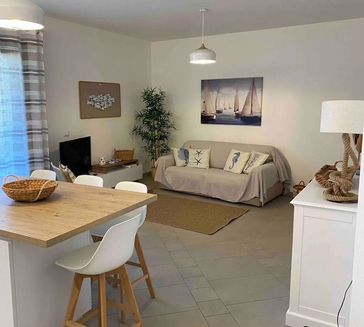 Appartamento Con Terrazza Panoramica. Villasimius 0*,  Italien